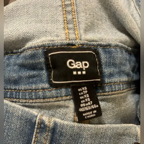 Gap Short Overalls - Picture 3 of 3